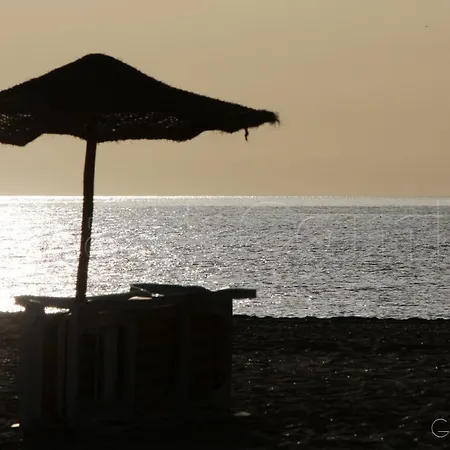 Casa Beachcomber Le Jardin Des Arts Lagos