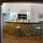 Casa Beachcomber Le Jardin Des Arts * Lagos