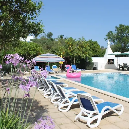 Casa Beachcomber Le Jardin Des Arts * Lagos