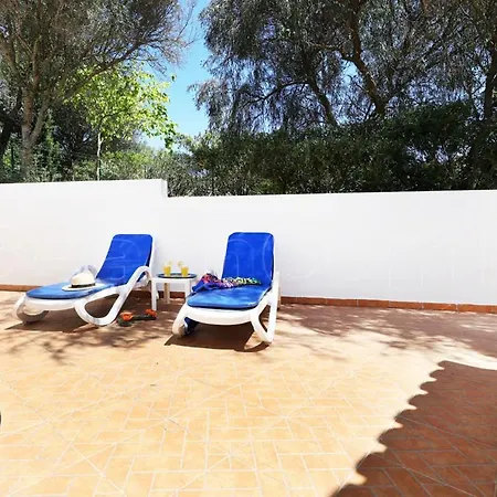 Casa Beachcomber Le Jardin Des Arts * Lagos