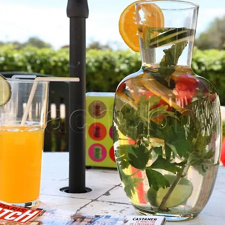 Casa Beachcomber Le Jardin Des Arts Lagos