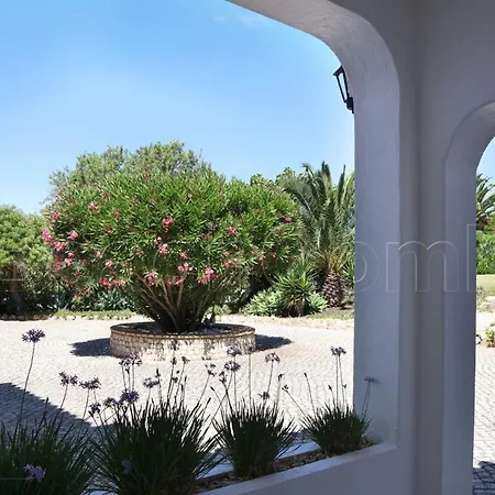 Lägenhet Casa Beachcomber Le Jardin Des Arts *