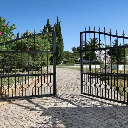 Διαμέρισμα Casa Beachcomber Le Jardin Des Arts Λάγος