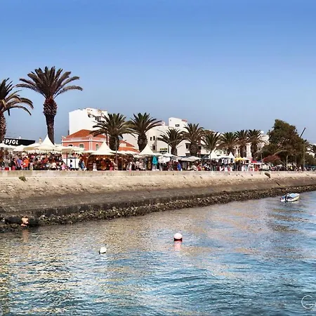 Casa Beachcomber Le Jardin Des Arts Λάγος