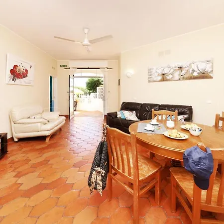 Casa Beachcomber Le Jardin Des Arts *